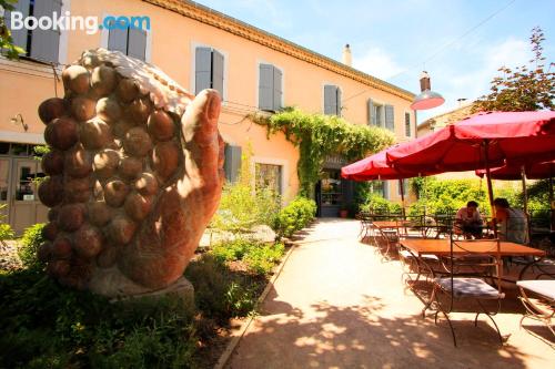 Appartement de 22m2 à Caunes-Minervois. Wifi et terrasse