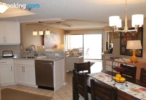 Apartamento de tres habitaciones en Clearwater Beach. Perfecto para cinco o más