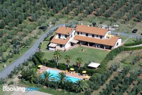 Apartamento de una habitación en Cecina con vistas.