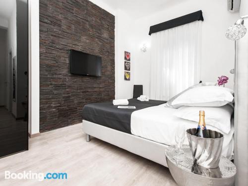 Bonito apartamento parejas en Roma.