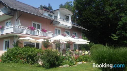 Best location and terrace in Velden am Wörthersee with heating and wifi