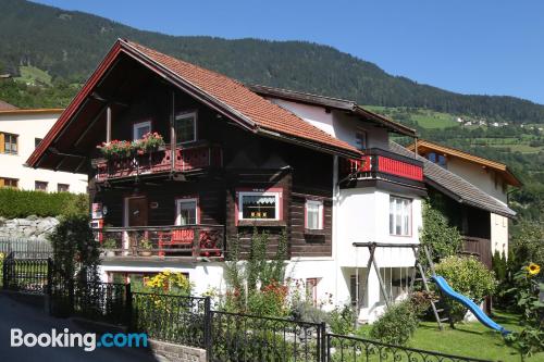 Appartement avec Wifi. Terrasse!