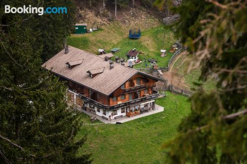 San Candido à vos pieds. Terrasse et Wifi!