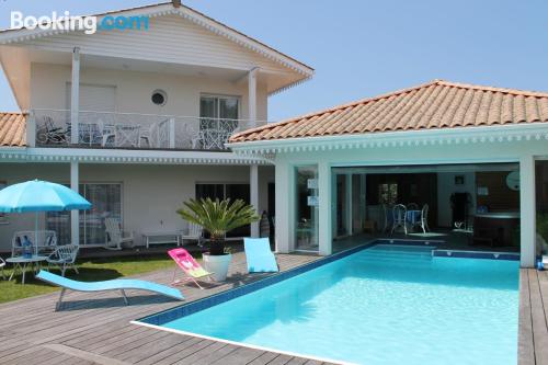 Appartement avec terrasse à Arès