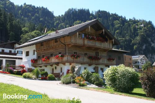 Appartamento per due a Strass im Zillertal. Terrazza e Internet