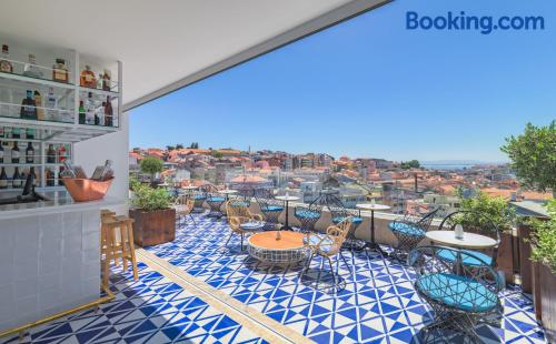 Apartamento bonito con terraza y conexión a internet