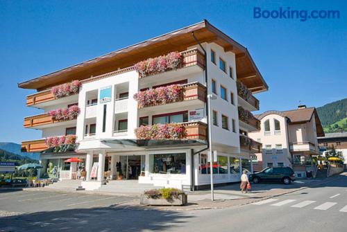 Appartement dans le centre-ville. À Brixen im Thale