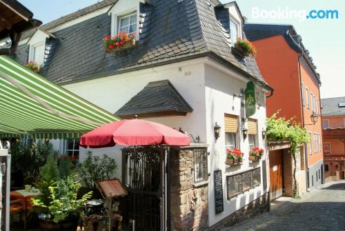 Appartamento con terrazza e Wifi. Ruedesheim Rhein a portata di mano!