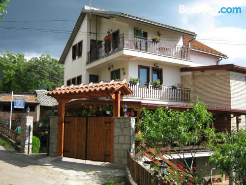 Apartamento de 30m2 em Ohrid. Terraço!