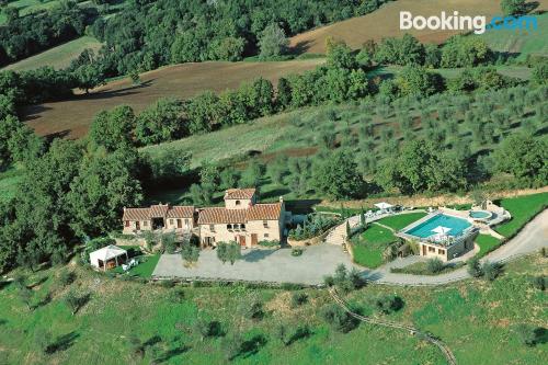 Ferienwohnung mit Balkon. In Monte Antico