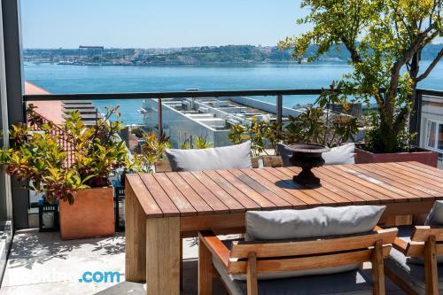 Appartement dans la meilleure position. Terrasse!