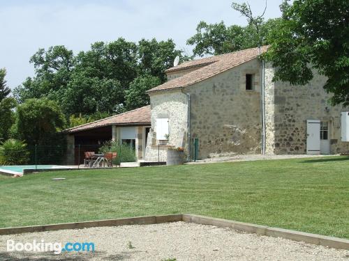 Apartamento com terraço em Nerac