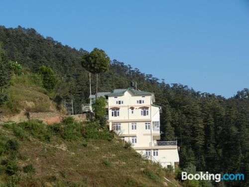 Apartamento de 48m2 em Shimla. Internet e terraço