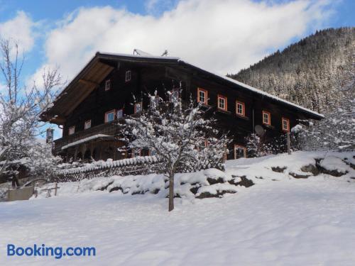 Apartamento em Untertauern. Calefação e Wi-fi