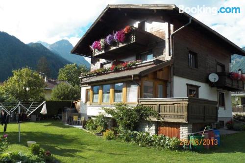 Matrei in Osttirol à vos pieds! Terrasse!