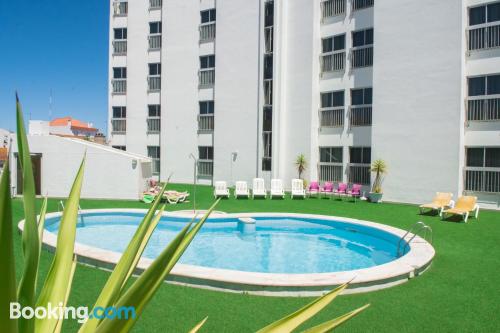 Be cool, there's air-con! Enjoy your swimming pool in Caldas Da Rainha!