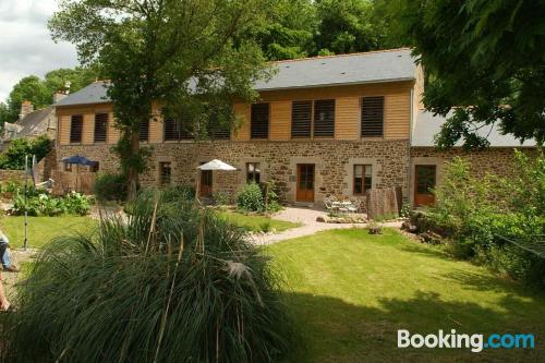 Appartement avec terrasse. À Dinan