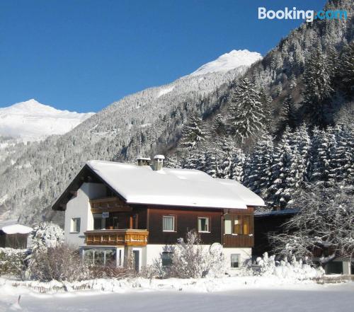 Appartement met verwarming en Wifi. Sankt gallenkirch vanuit uw raam!