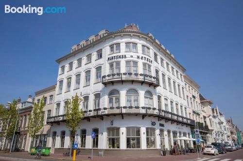 Wohnung mit Balkon und Internet. In Middelburg