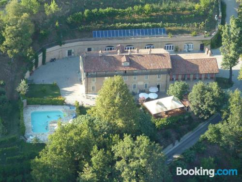 Confortable appartement avec piscine, avec terrasse!