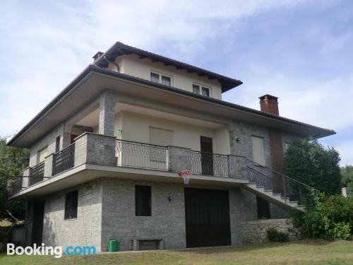 Ferienwohnung mit Balkon. In Nebbiuno