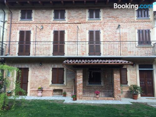 Apartamento con internet en Asti