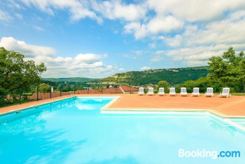 Apartamento bien ubicado con vistas