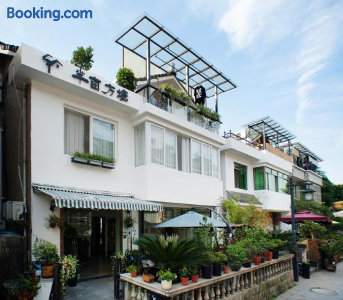 Apt mit Balkon. In Hangzhou