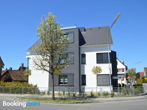 Apartamento com terraço, perto do centro de Langenargen