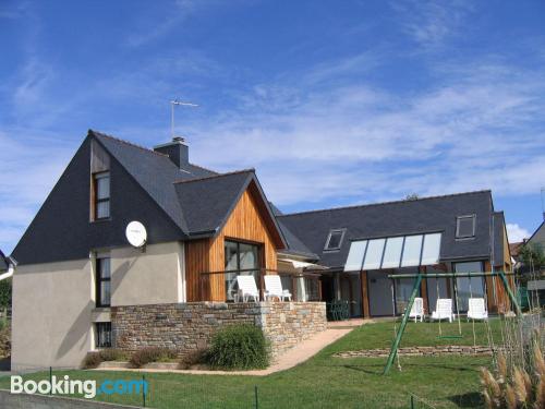 Appartement avec piscine. À Le Pouldu