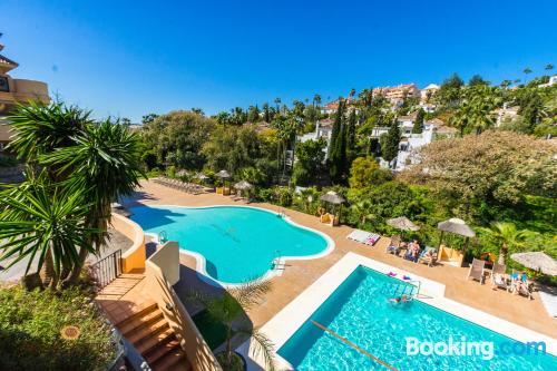 Amplio apartamento en Marbella ¡Con vistas!
