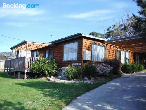 Trois chambres appartement à Coles Bay. Parfait pour 5 personnes ou plus