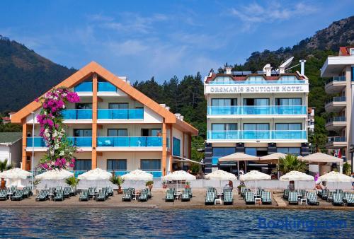 Marmaris est votre. Terrasse et Internet!