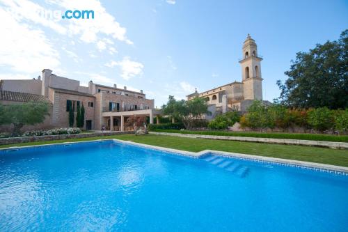 Apartamento com terraço, no centro de Ses Salines