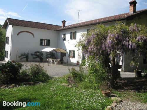 Appartement avec l'air concdetionné. À Rocca Grimalda