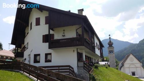 Appartement avec terrasse, en bonne position