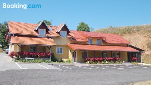 Appartement in Rakovica, met terras