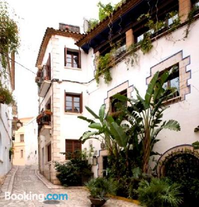 Home for 2 people in Sitges. Really best location