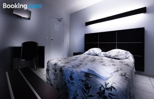 Apartamento com Internet em Paris