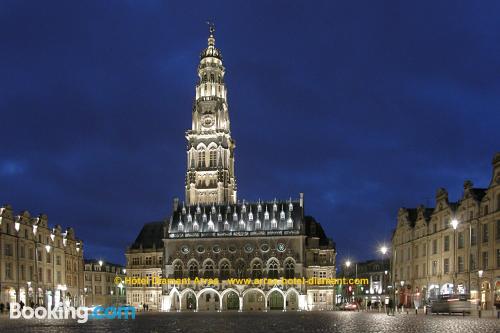 Appartement pour des familles dans le centre. Arras à vos pieds!