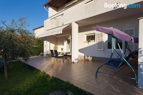 Appartement avec terrasse. Krk est votre