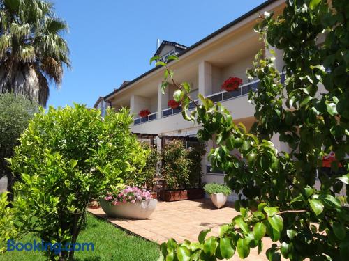 Ferienwohnung mit Terrasse. Ideal für Paare