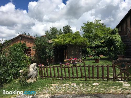 Twee slaapkamers appartement. Castelnuovo Berardenga vanuit uw raam!