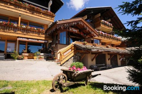 Grand appartement à Les Saisies. Avec terrasse!