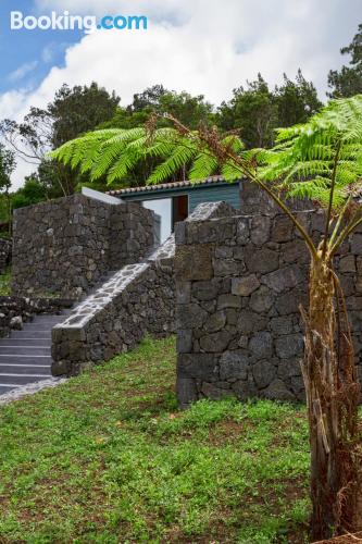 Apartamento de 39m2 en Bandeiras con terraza y conexión a internet