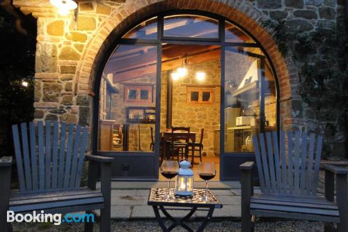 Appartement avec piscine. Monte San Savino à vos pieds