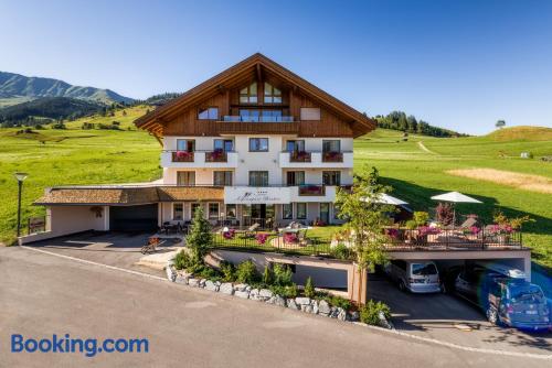 Appartement avec terrasse, près de toutes les attractions