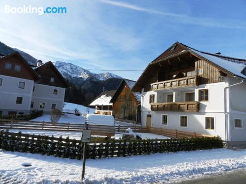 Spacieux appartement avec 2 chambres. À Rossleithen