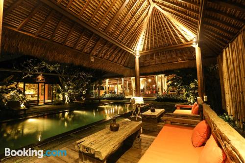 Apartamento de 100m2 em Ubud. Terraço e piscina