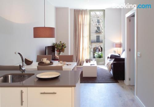 Comfortable apartment in central location. Barcelona is yours!